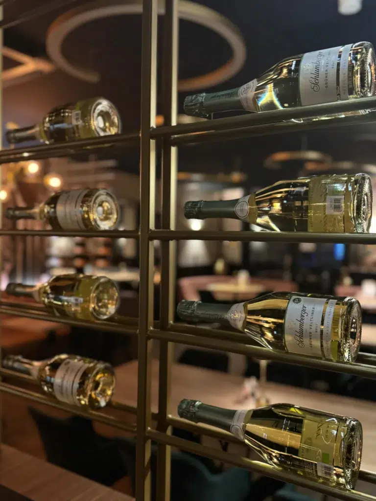 wijn-rek-restaurant-culina
